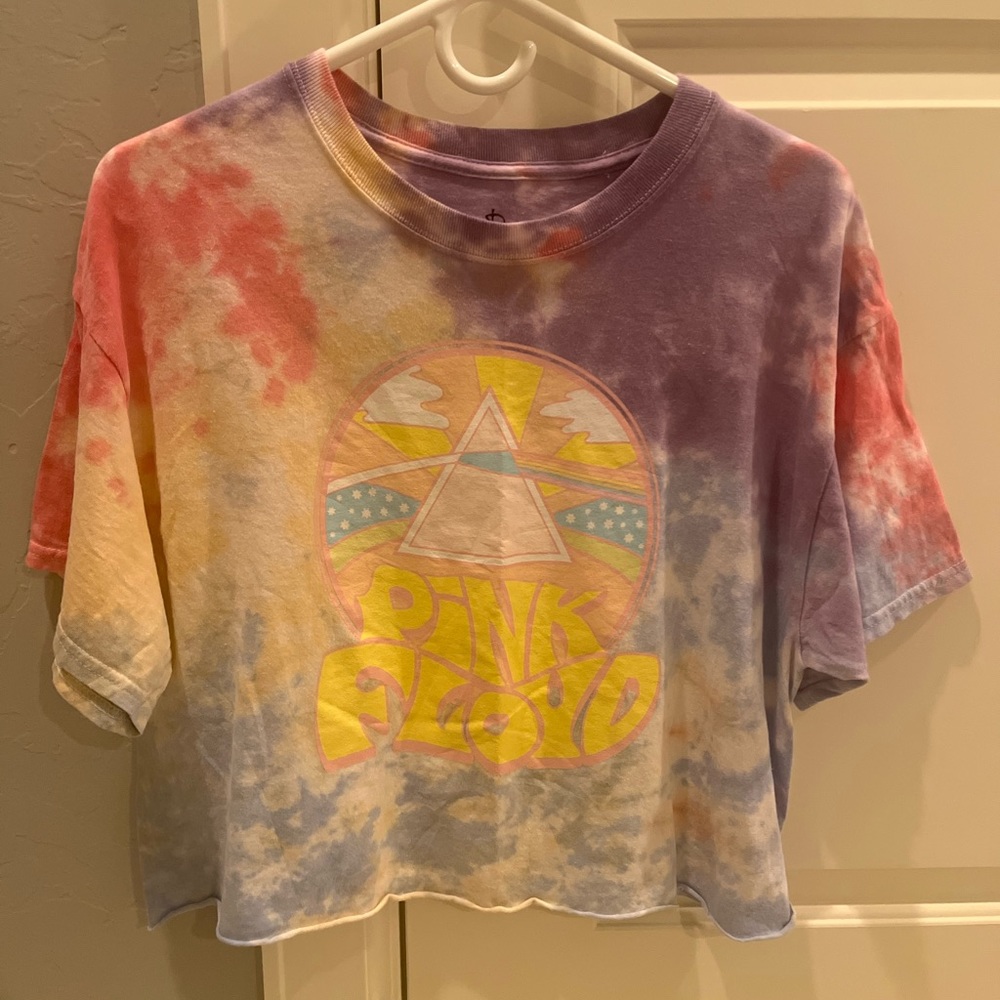 Pink Floyd cropped tee